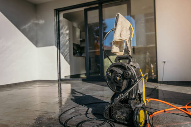 Best Graffiti Removal  in Mukilteo, WA